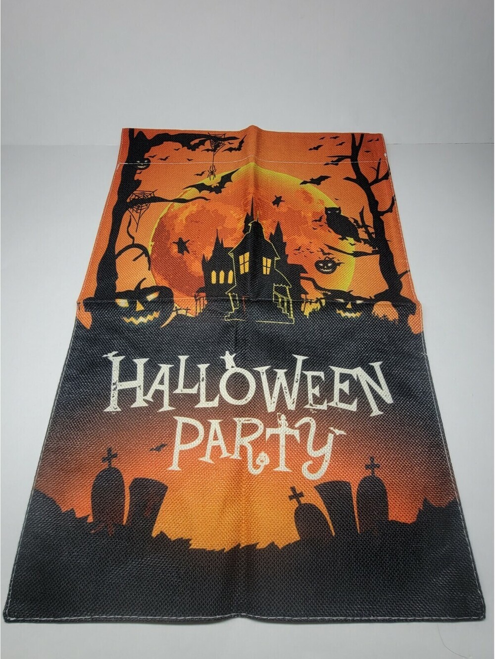 2Pcs Halloween Garden Flags 12 x 18 Double Sided Burlap Trick or Treat party